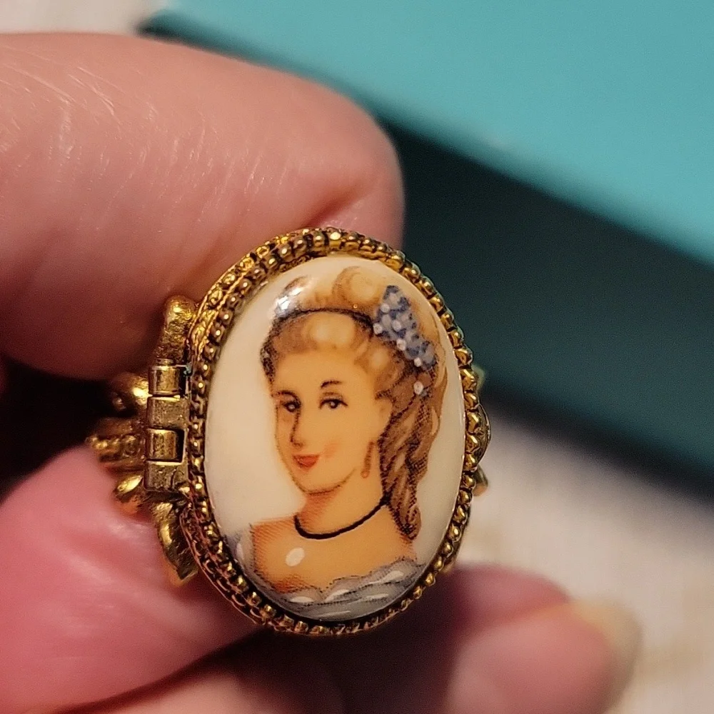 WOW RARE VINTAGE ART RING - Picture 6 of 7